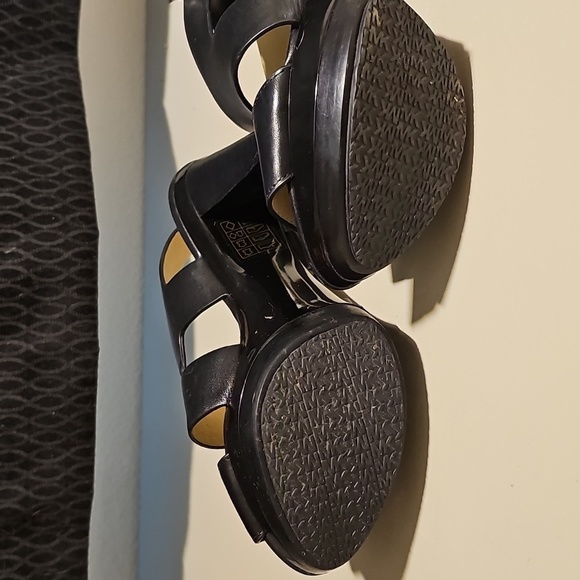 Womens Michael Kors Black Carla Leather Platform Sandal 4.5 inch heel Sz 6.5 - Picture 8 of 8